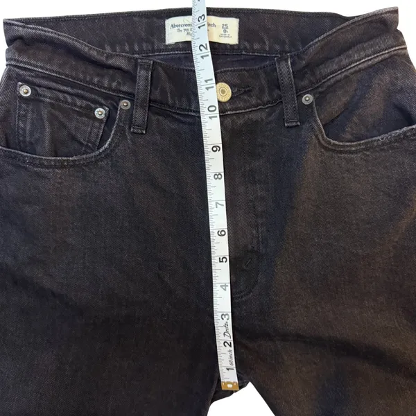 Abercrombie & Fitch High Rise 90s Relaxed Jean Black Destroy Women's Sz 25 / 0R - Image 5