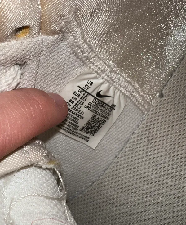 Nike Blazers - Image 7