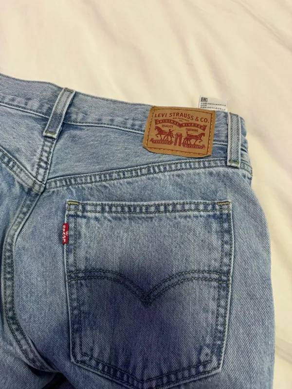 Levi’s Low Pro Straight Jeans - Image 3