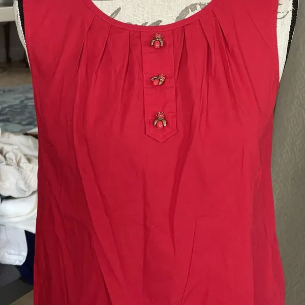 Talbots Blouse Top Sleeveless Womens Sz 6 Red Ladybug Buttons Pleated Bib Preppy - Image 5
