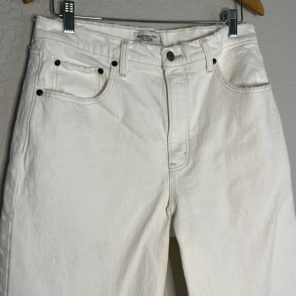 Abercrombie & Fitch The 90s Straight Ultra High Rise Jeans Size 32 White Cream - Image 5