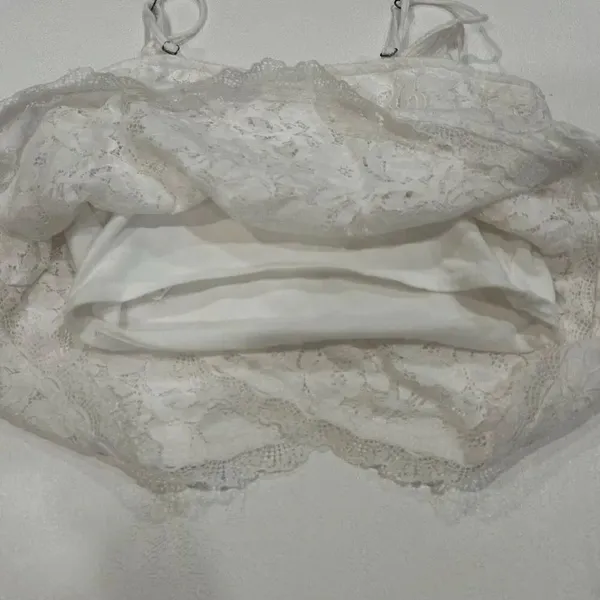 Hollister White Lace Cami Tank Top XS Floral Sheer Layering - Image 4