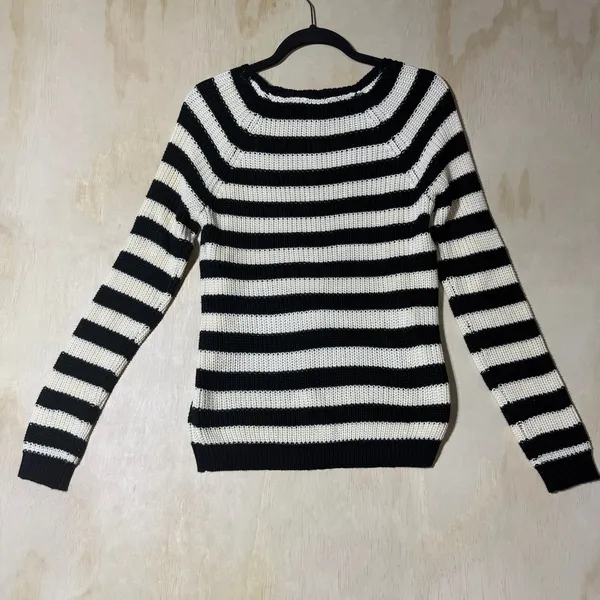 Forever 21 Striped Knit Sweater Black White Crew Neck Long Sleeve Women's M - Image 5