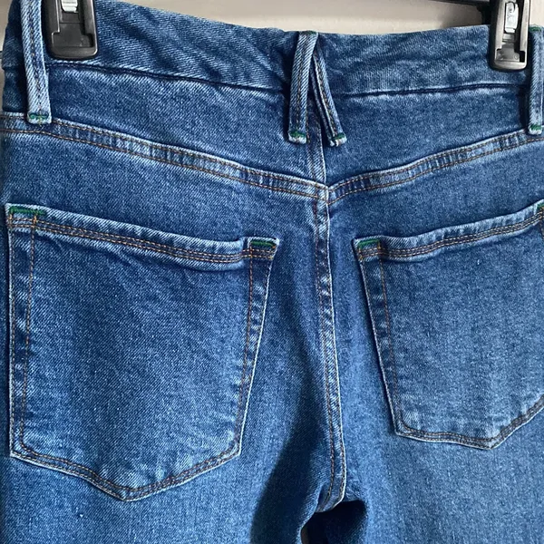 Anthropologie Good American Good Curve Straight High-Rise Denim Jean Medium Blue Wash Stretch - Image 6