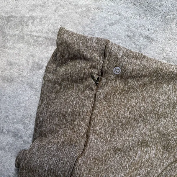 Lululemon Rush Hour 1/2 Zip Heathered Military Green Pullover Size 8‎ Active - Image 7
