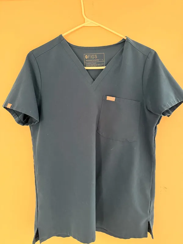FIGS Scrubs Set - Image 2