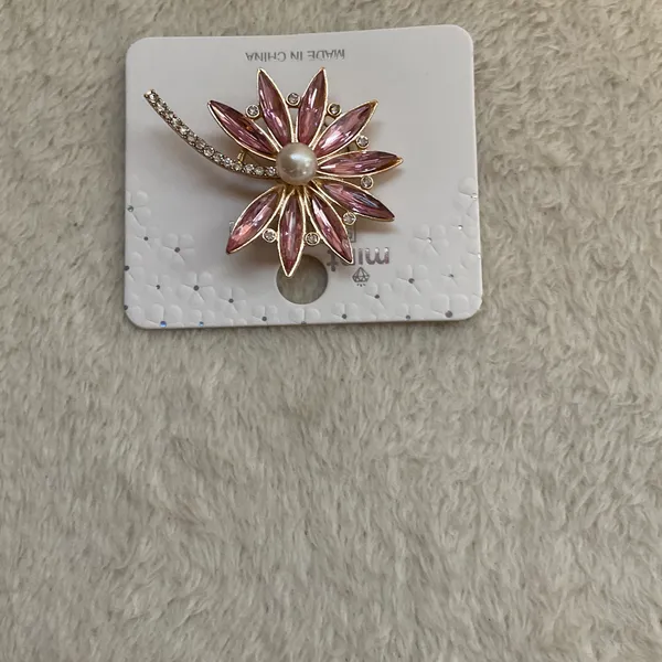 Pink Rhinestone Flower Brooch - Image 3