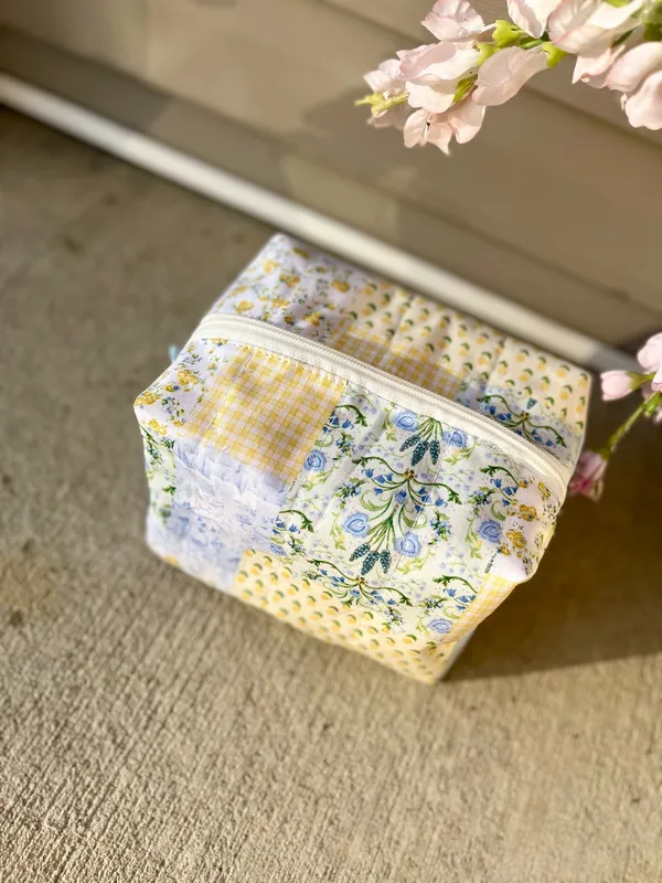 Handmade Makeup Bag - Image 2