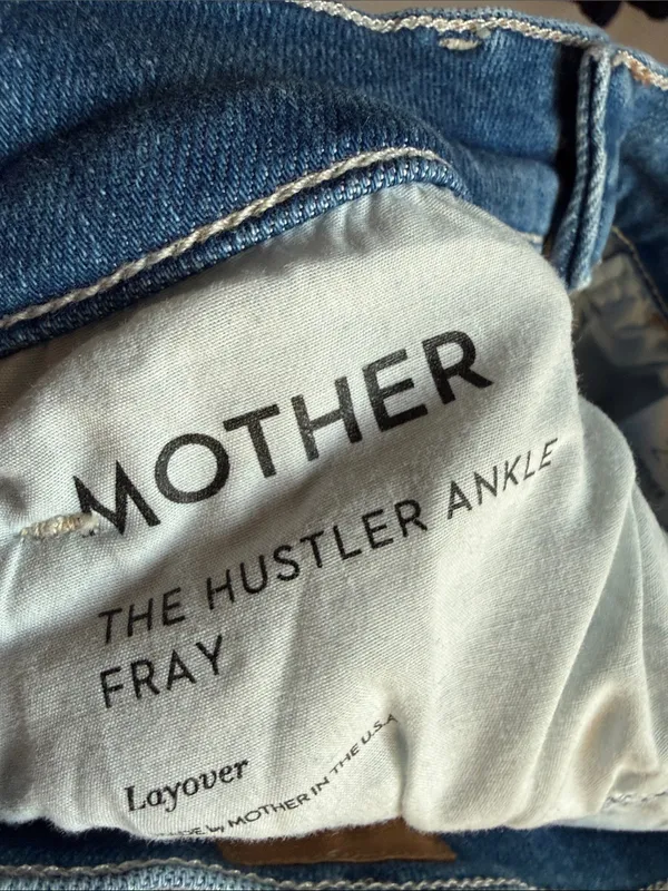 Mother Jeans The Hustler Ankle Fray in Layover 24 - Image 8