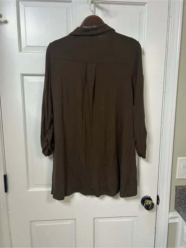 Kim Rogers Brown Button-Front Tunic Top - Image 3