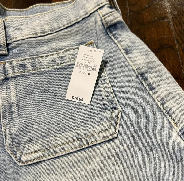 Gap Vintage Style High Waisted Denim Jeans - Image 4