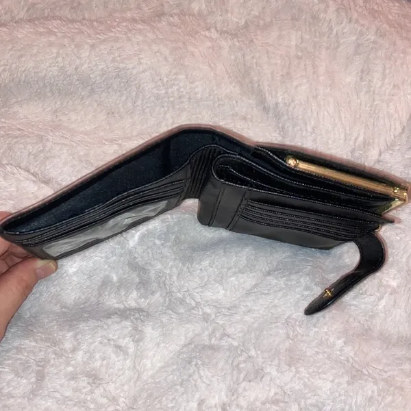 Small Black Top Grain Cowhide Leather Wallet - Image 7