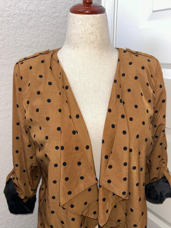 MINE Polka Dot Print Roll Tab Sleeve Open Cascade Front Blazer Jacket Size L - Image 2