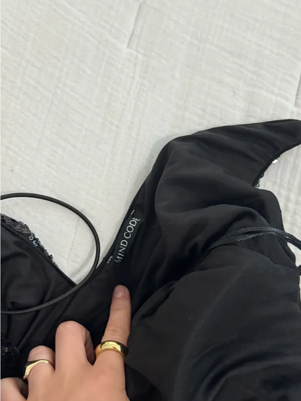 Black Sequin One - Image 2