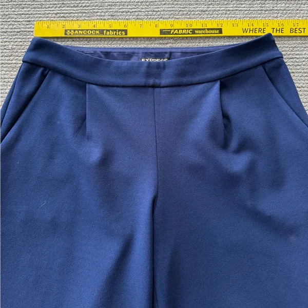 Express Navy Blue Pull On Pleated Wide Leg Dress Pants Trousers Size 6 Long - Image 6