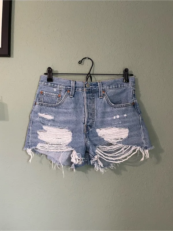 Levi’s 501 High Rise Distressed Denim Jean Shorts Size 27 - Image 2