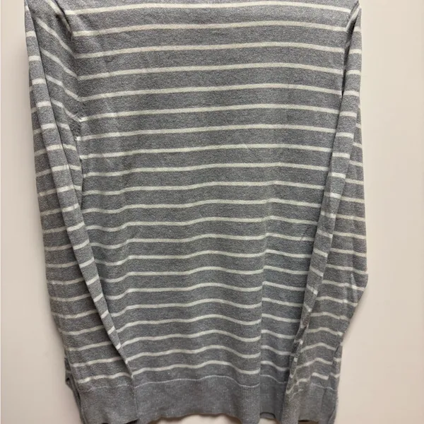Old Navy‎ Silver and White Striped Top - Image 6