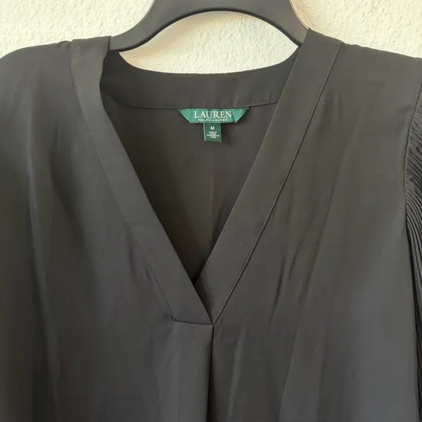 Lauren Ralph Lauren Black V-Neck Pleated Flutter Sleeve Blouse - Image 4