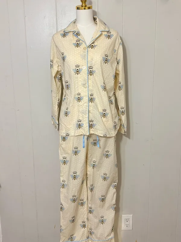 The Cat’s Pajamas Luxe Pima Queen Bee Honey Bee Pajama Set Size S - Image 2