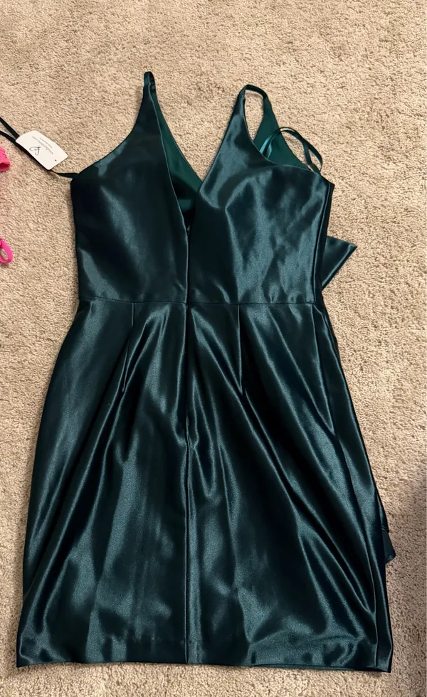 Dark green satin mini dress Windsor  - Image 2
