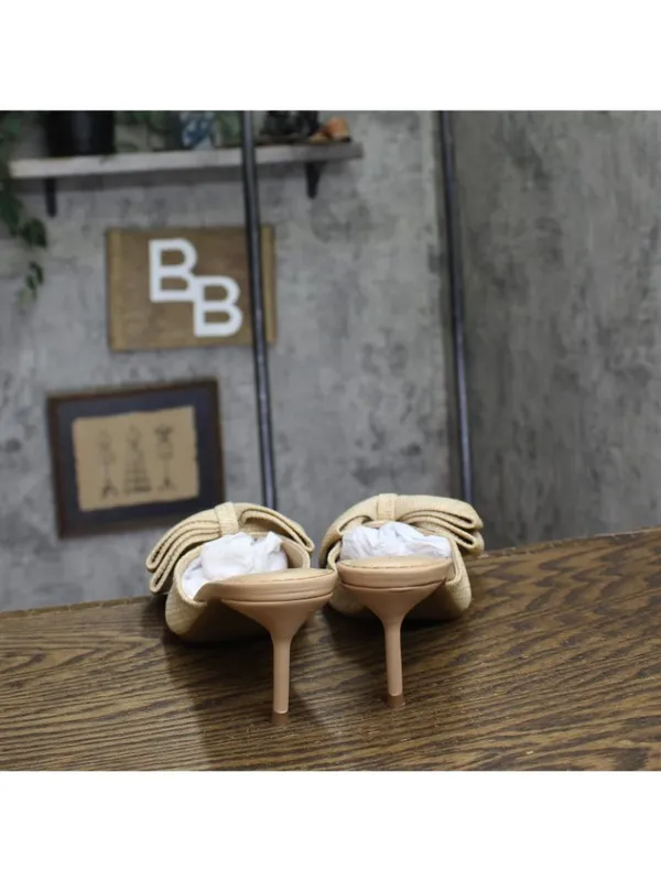 NWT On 34th Alaynaa Pointed-Toe Bow Mule Pumps 10022665500 Natural Brown 10M - Image 9