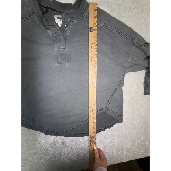 BDG Logan Oversized Cropped Long Sleeve Boxy Henley Top Gray S - Image 9