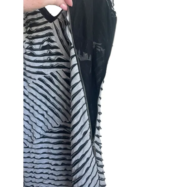 Nicole Miller Mini‎ Dress Women M Gray Black Ripple Bodycon Rave Y2K Retro Club - Image 5