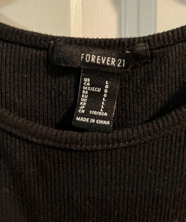 Forever 21 Cinchable cropped Long Sleeve Large - Image 3