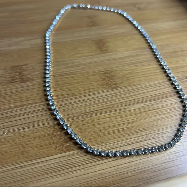 Elegant Silver Necklace for Women - Image 3
