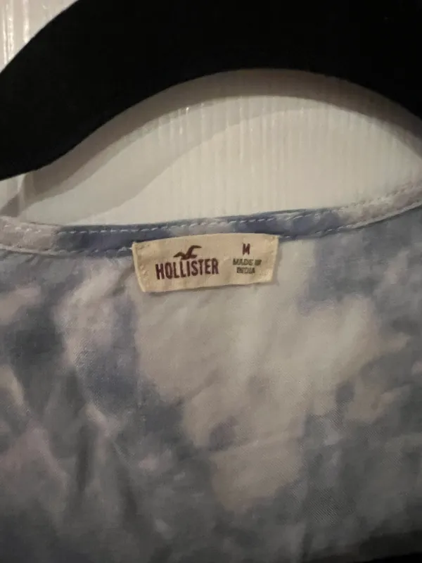 Hollister Crop Top - Image 2