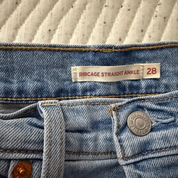 Rib cage straight ankle Levi’s - Image 5