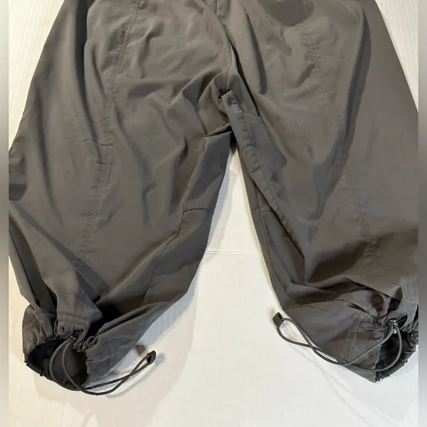 Columbia Women's Omni‎ Shield Gray Hiking Pants Repellent Size 8w 18L Pre-owned - Image 7