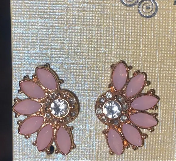pink flowered earrings - Image 2
