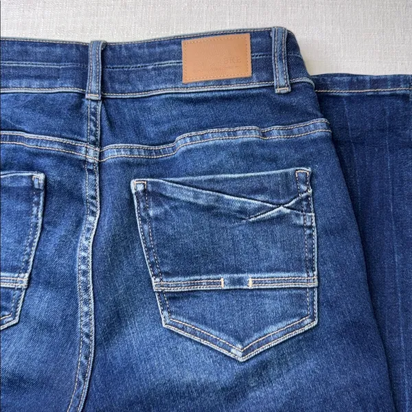 BKE Dark Blue Women's Skinny Jeans - Image 8