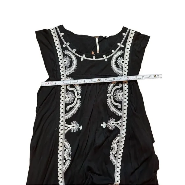 Free People DOS SEGUNDOS‎ Black/White Embroidered Batwing Top Sz M - Image 13