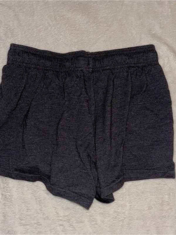 Reebok Shorts - Image 3