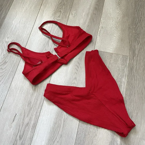 Oneone Swimwear Bikini ribbed jenni v-wire jesse cheeky womens Red (medium) swim - Image 4