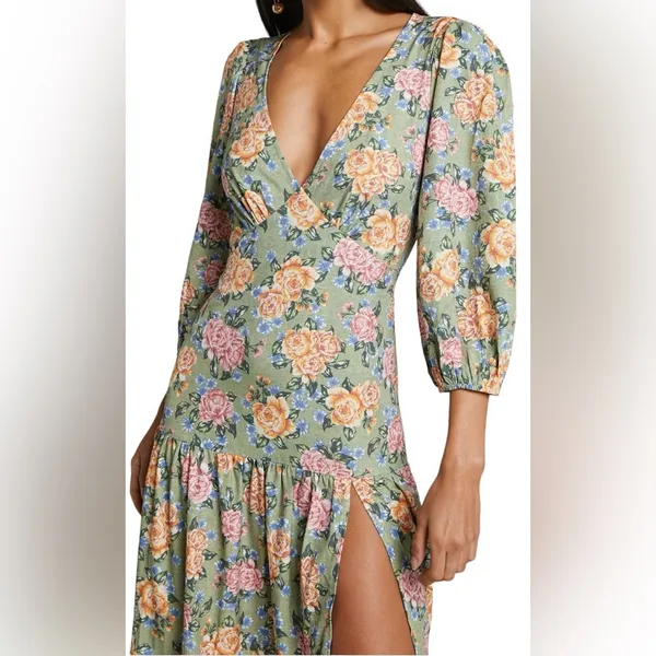 Showpo Alayna Midi Dress-Thigh Split Tiered Floral Dress in Sage Size 8 - Image 4