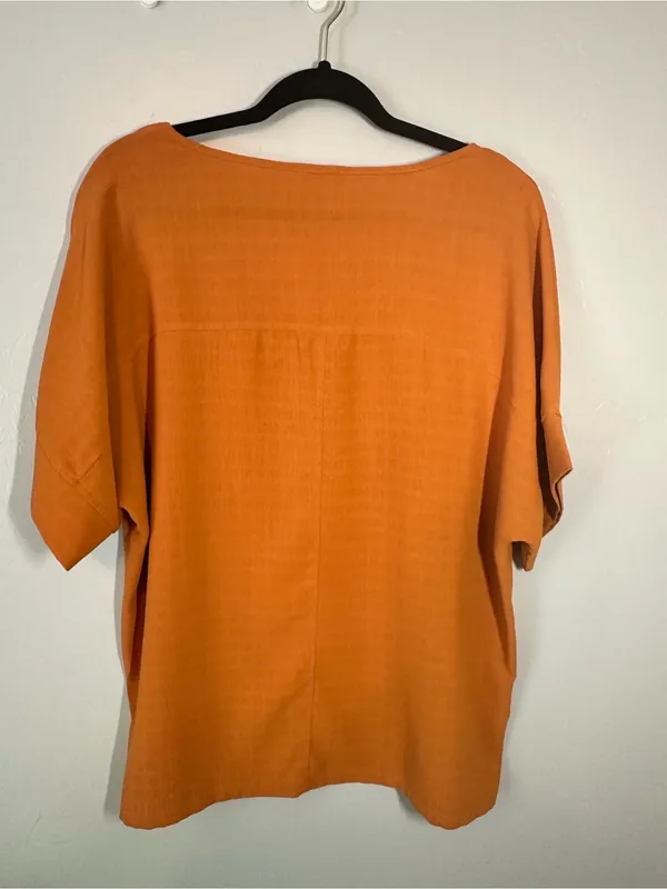 LA MIEL V-Neck Short Sleeve Tunic in Orange - Image 3