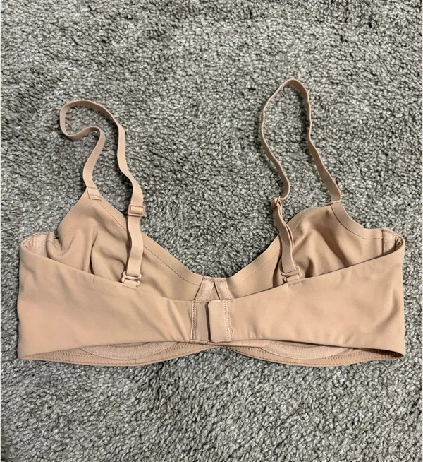 SKIMS Demi Bra - Image 2
