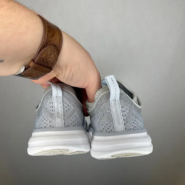 APL TechLoom Phantom Grey White Running‎ Shoes Womens Size 7 Propelium Low Top - Image 4