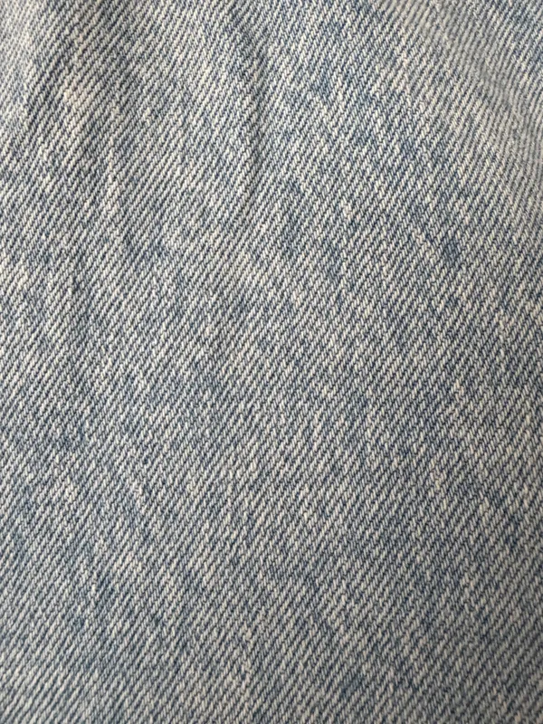 Abercrombie & Fitch curve love 90’s light wash jeans - Image 7