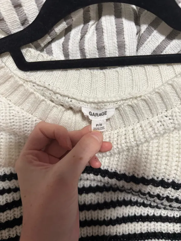 Garage Sweater Cropped - Image 3