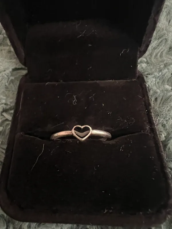 Women’s Stainless Steel Silver Band Size 7 - Image 2