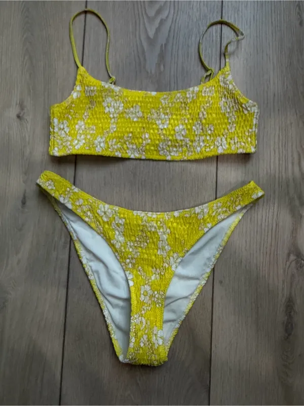 Triangl Inesa Yellow Pop Textured Floral Bikini Set Size Large Bottom Medium Top - Image 9