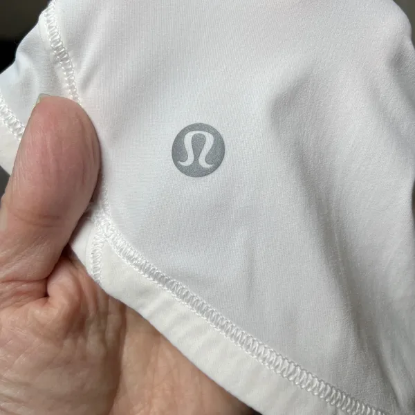 Lululemon White Mesh Vent Athletic Tank Top‎ Loose Fit Workout Womens M - Image 4