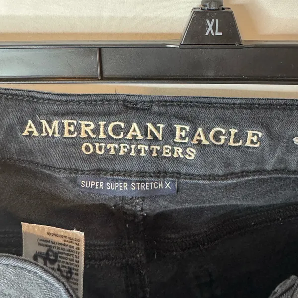 American Eagle Outfitters Women's Dark Jeans - Image 3