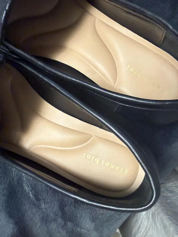 Gianni bini Black quilted leather loafers with bee detail #loafers #luxury - Image 8
