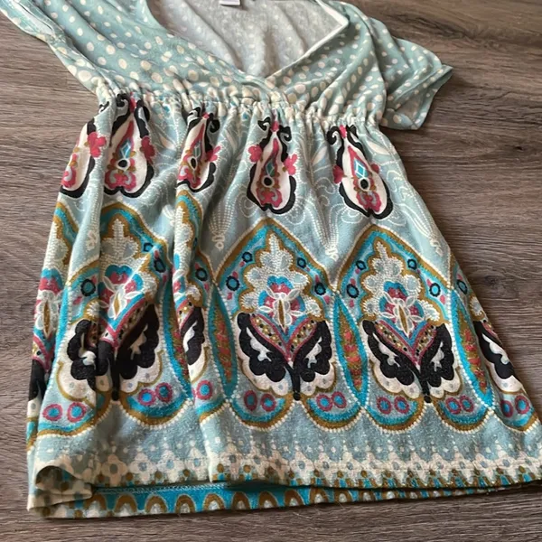 Charlotte Russe Pastel Paisley Tunic Size Small - Image 2