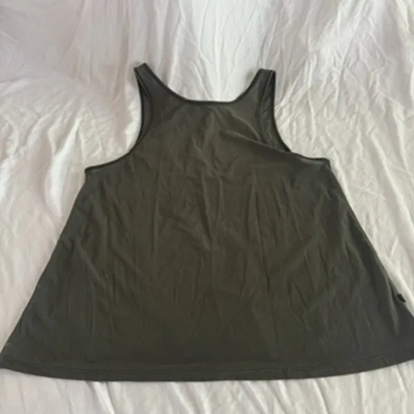 Lululemon scoop back tank top - Image 2